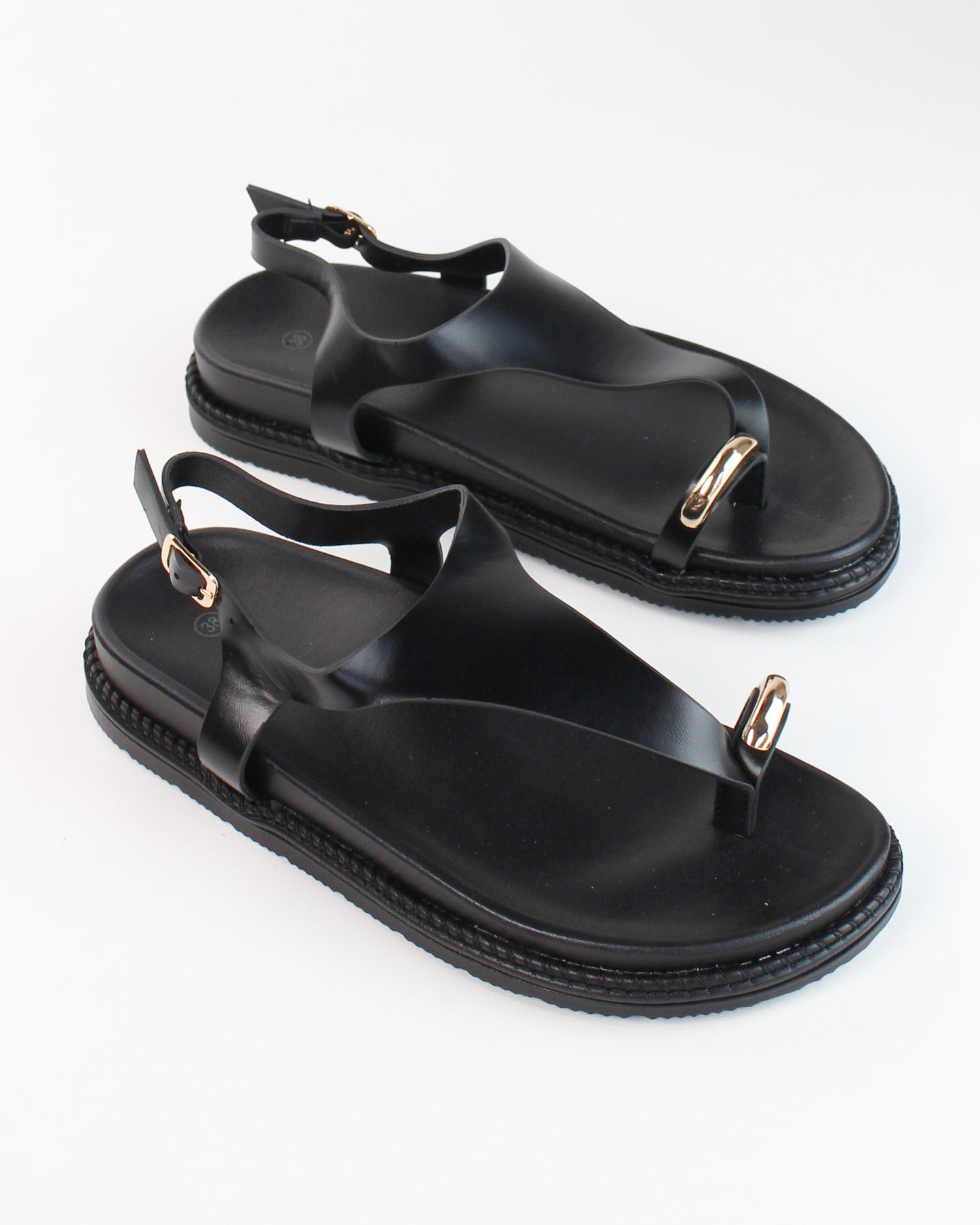 Sandale e shesht