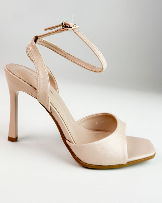 Sandale me tak