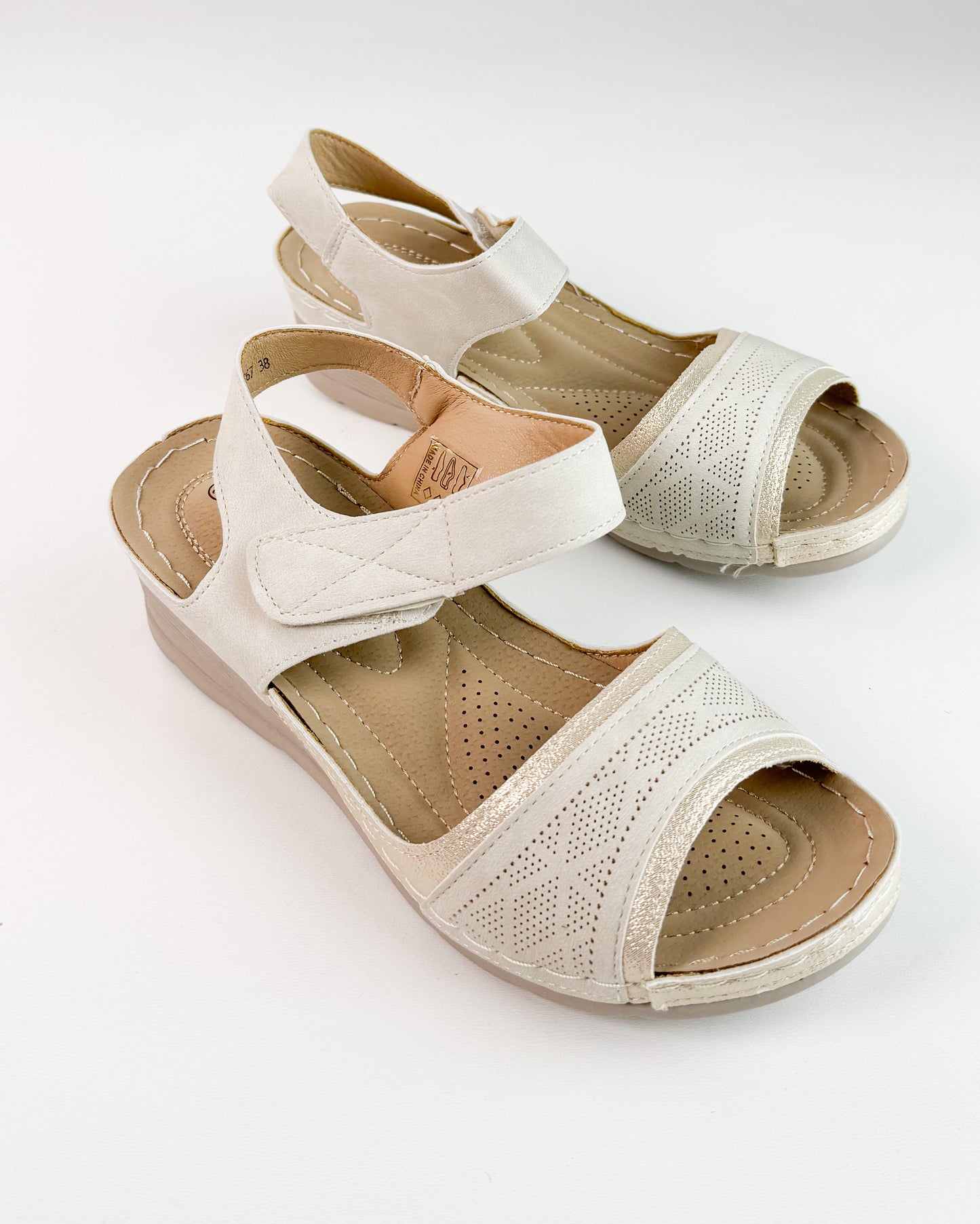 Sandale e shesht